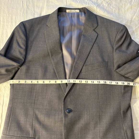 42L Slim fit grey suit by Joseph Abboud - Picture 6 of 16